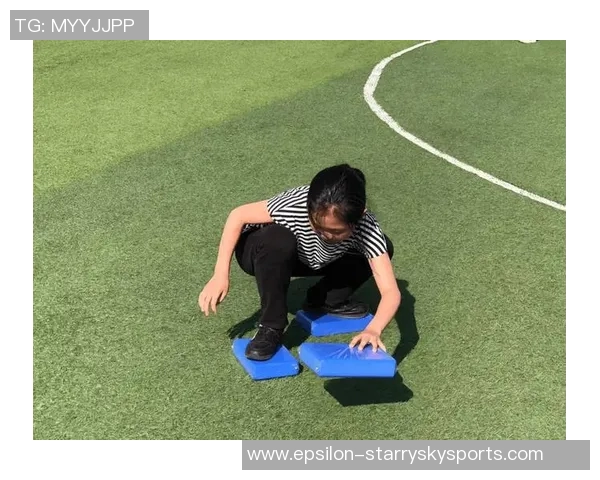 早晨操练与足球结合的完美晨间活动提升身体素质与团队协作能力